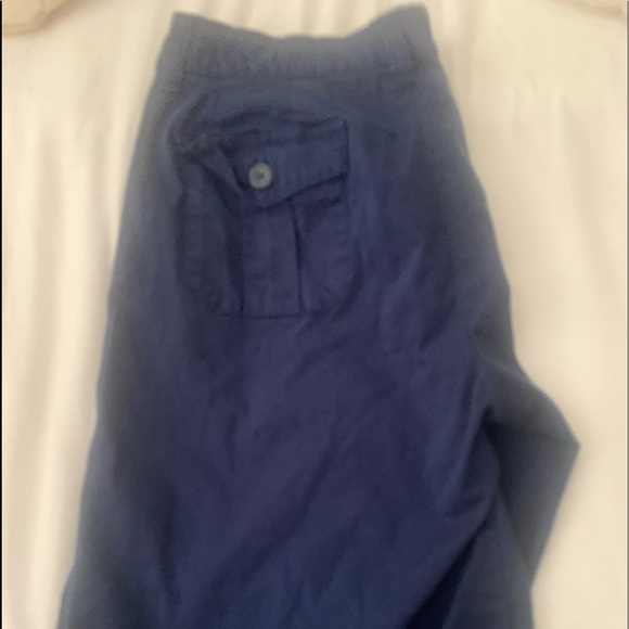 Navy blue shorts - Picture 2 of 3